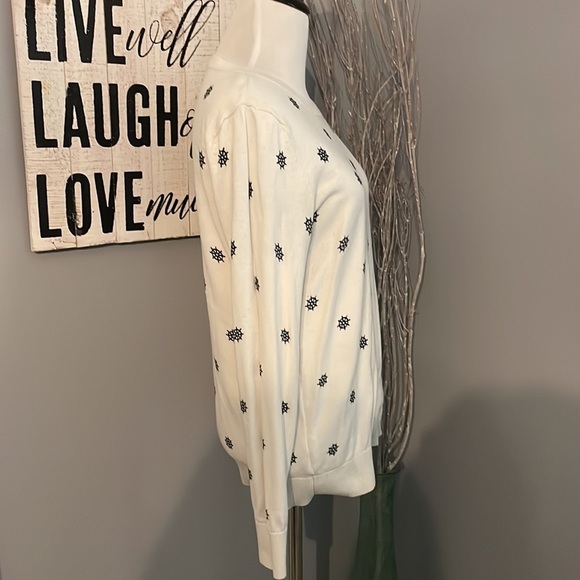 Old navy nautical navy and cream sweater - Picture 3 of 6